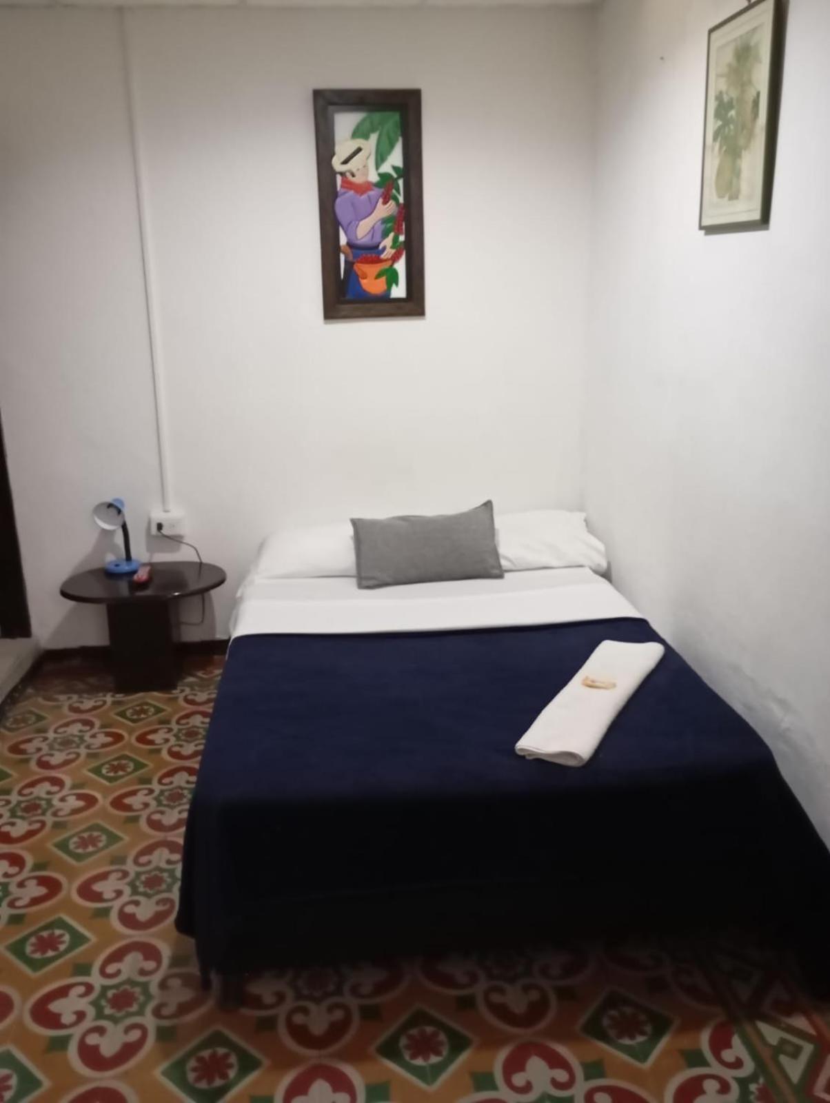 Hotel Colonial Armenia Esterno foto